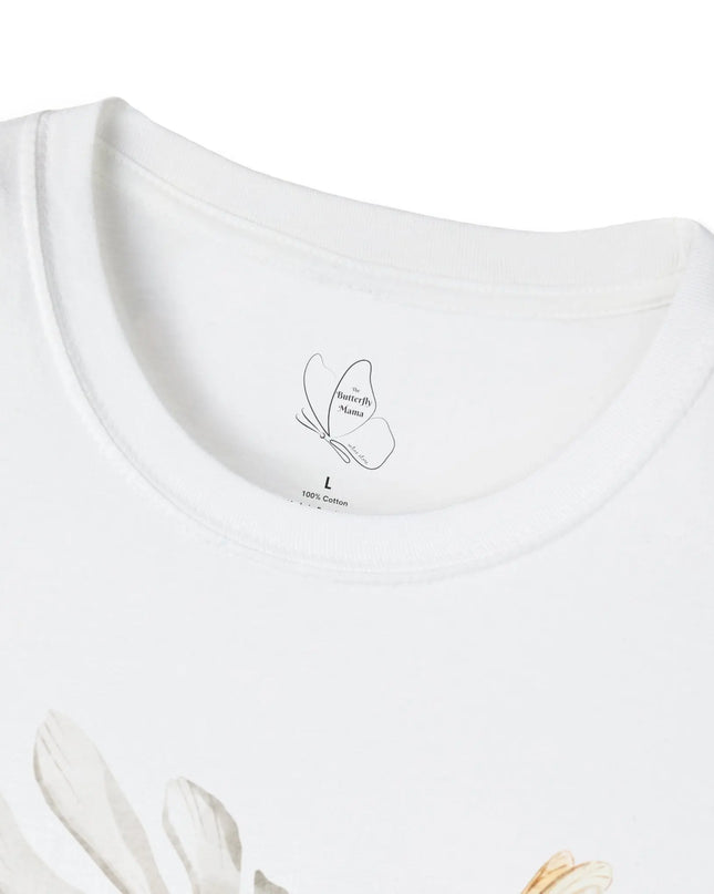 Bee & Daisy Unisex Softstyle T-Shirt - Nature-Inspired Design Printify